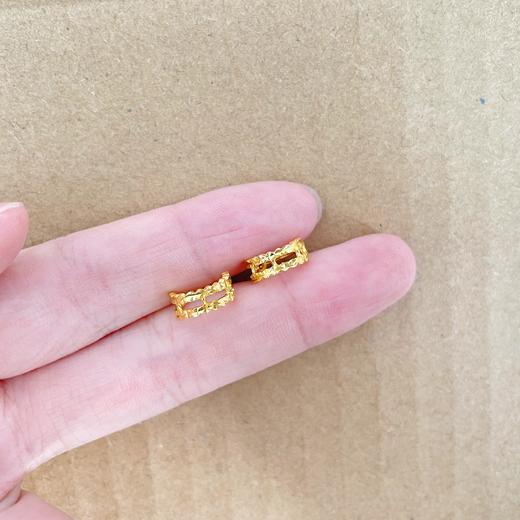 【限时克减150元】足金999.99 五9黄金仿钻耳扣(AFWJ020ES00017)（预售产品下单后不退款不退货不换货不补差价）（预售产品下单后不退款不退货不换货不补差价） 商品图2