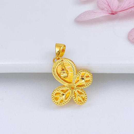 【限时7.5折】【定价黄金】足金999 #九紫离火 (足金999字印)5G黄金镂空七彩影底蝴蝶吊坠(5GDZ00448)（预售产品下单后不退款不退货不换货不补差（预售产品下单后不退款不退货不换货不补差 商品图0