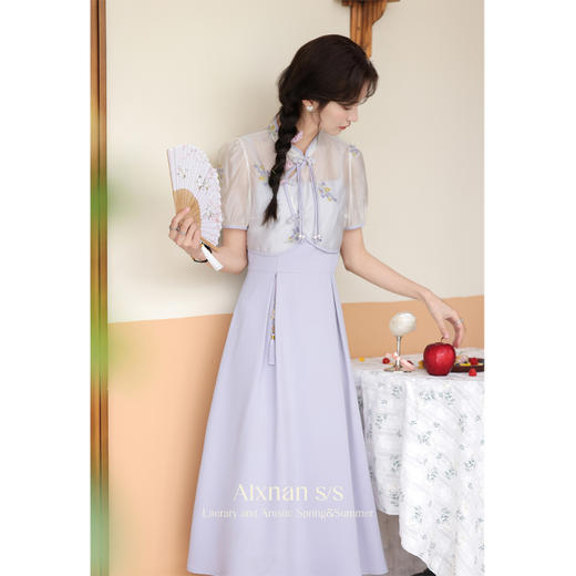 鹿向南《紫藤花语》短款上衣L35226SY 商品图3