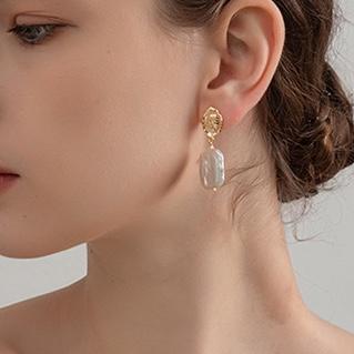 【凝露】法式幻彩巴洛克气质款女神耳钉 商品图1