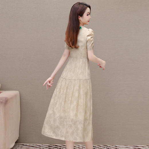 QYM-6416国风复古连衣裙2024年夏季新款气质女装中长款印花裙子 商品图2