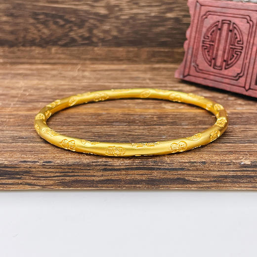 【限时克减150元】足金999.9 古法固口实心圆管吉言金手镯（面宽约3.7-4.1mm）(ANWZGFSZ00112)（预售产品下单后不退款不退货不换货不补差价） 商品图0
