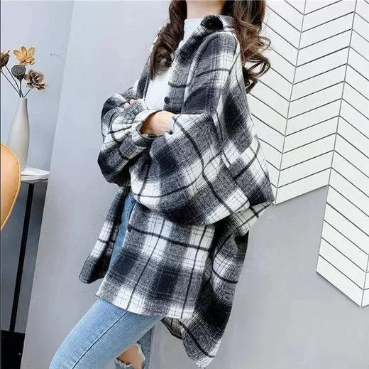 百媚生 宽松磨毛格子长袖衬衫女休闲上衣MN26 商品图1