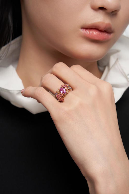 Centauri Lucy 霍贝玛负粉蓝宝戒指 商品图0