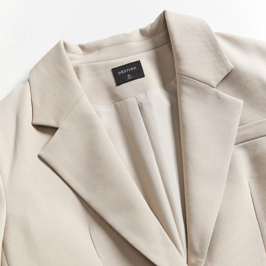 小香风杏色西服外套女早春新款高级感垫肩宽松西装V1938428 商品图5