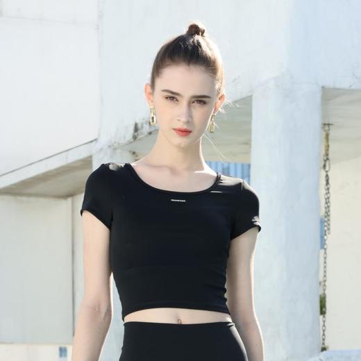 2024春夏新款运动露背欣妍短袖上衣 商品图3