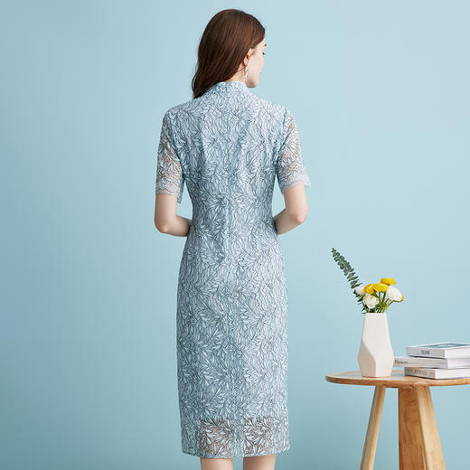 EITIE爱特爱新中式蓝色立领修身显瘦蕾丝旗袍连衣裙夏季新款B2407332 商品图4