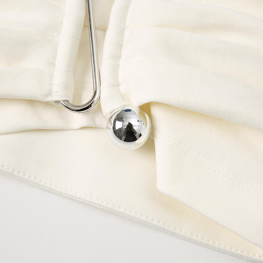 VIMAGE纬漫纪夏季新款时尚设计感环扣收腰连肩袖一字领T恤上衣V2113712 商品图4