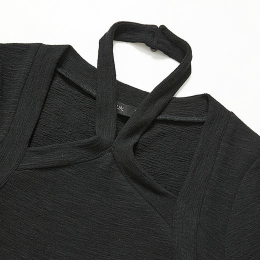 法式假两件镂空交叉挂脖长袖连衣裙冬新款高级感长裙V0240064 商品图5