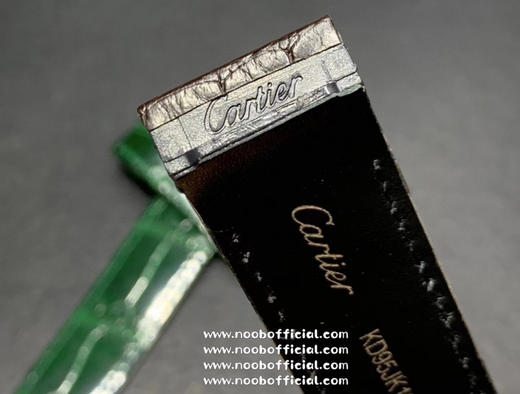 『定制版2892机芯』卡地亚Santos de Cartier腕表可以说是世界上第一枚真正意义上的腕表，迄今已有百年历史，1904年卡地亚推出了一枚可以佩戴在腕间的手表，并以挚友山度士的名字命名❗️ 商品图14