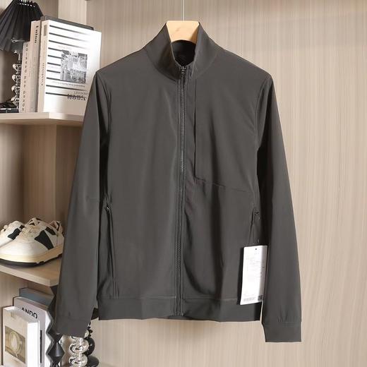 春季轻量薄款软壳外套 通勤商务休闲男士外套，进口高品质防风面料，面料自带弹力，方便日常通勤 商品图1