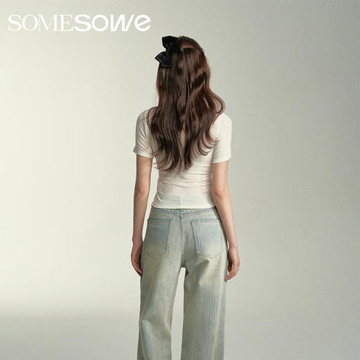 预售 | SOMESOWE 可拆卸蝴蝶结假两件短袖-S2407045[福利品] 商品图1