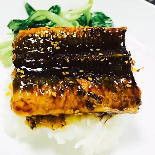 【闹妈】日式蒲式烤鳗鱼一条连汁200-250g 嗲 出口产品 商品图3