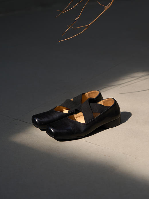 faytobe25早春水洗做旧马皮手工芭蕾舞鞋方头皮鞋猪鼻子绑带浅口单鞋 商品图8