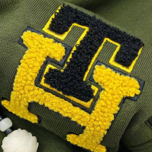 臻品 Tm 汤米23新款男装时尚撞色字母毛巾绣抽绳束脚卫裤，针织卫裤 商品图9