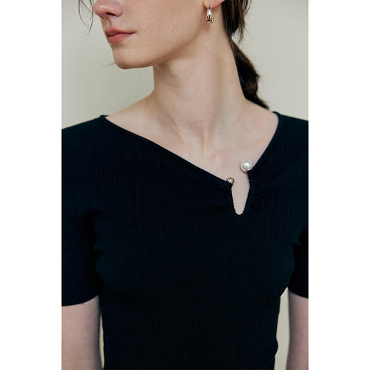 HeyDress天丝针织t恤女夏季不对称领设计短袖性感别致高级感半袖 商品图2