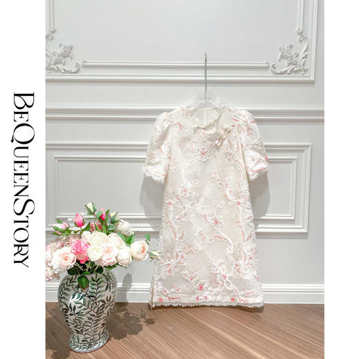 BeQueenStory【长乐未央】气质修身显瘦重工国风刺绣蕾丝连衣裙 商品图0