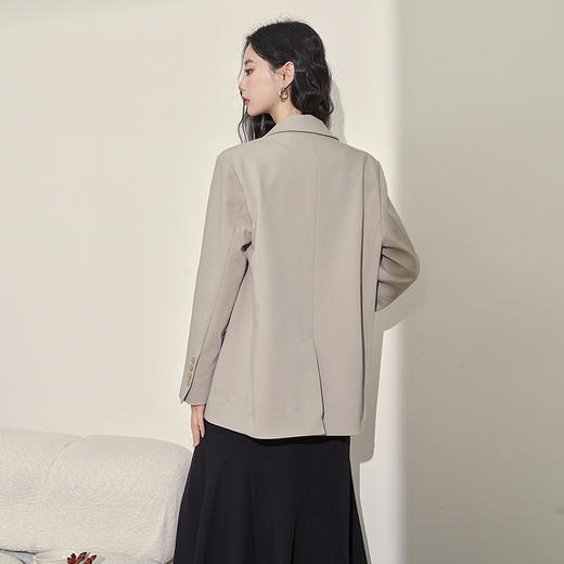 小香风杏色西服外套女早春新款高级感垫肩宽松西装V1938428 商品图4