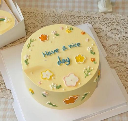 【优品系列】---【愉快的一天】手绘花送女孩子、女生蛋糕 商品图0