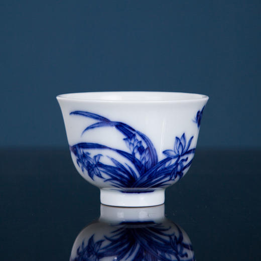 青花蝶若幽兰杯 商品图5