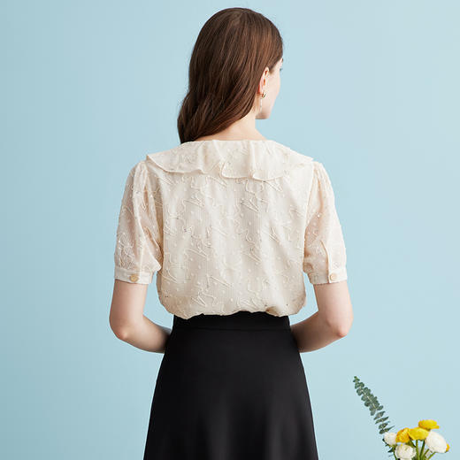 EITIE爱特爱时尚亮片V领荷叶边泡泡袖绣花雪纺衬衫上衣夏新款B2413310 商品图4