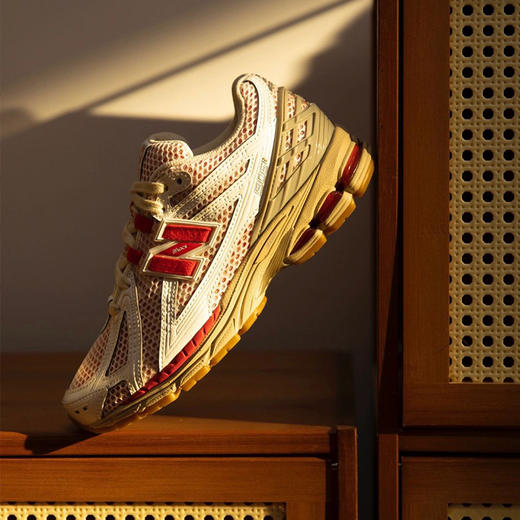 New Balance1906系列复古跑鞋，半个潮流圈都上过脚的明星同款，时髦百搭不过时 商品图7