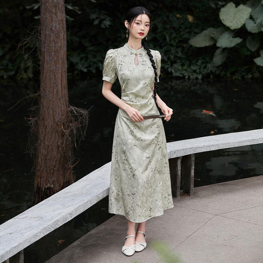 新中式国风立领提花短袖连衣裙女新款旗袍领镂空长裙V0540278 商品图1