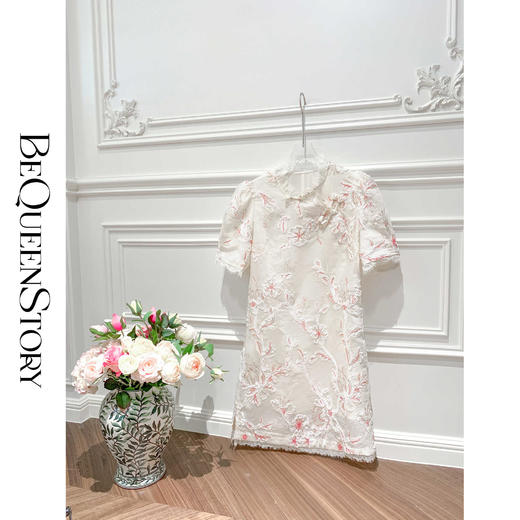 BeQueenStory【长乐未央】气质修身显瘦重工国风刺绣蕾丝连衣裙 商品图1