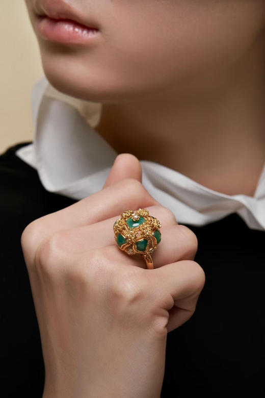 Centauri Lucy 艾克绿玉髓雕花戒指 商品图5