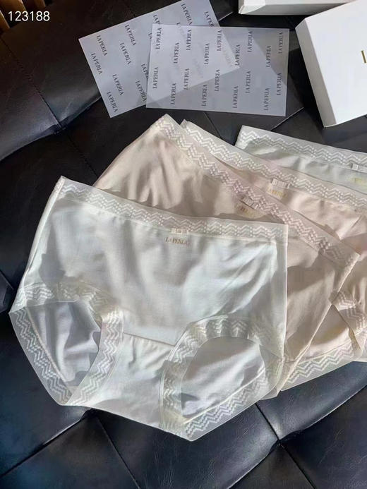 爆款🆕LAPERLA超薄蕾丝裸感面膜裤 商品图3