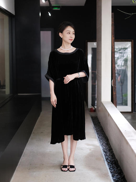 盛唐牡丹 |限量款/真丝丝绒宽松连衣裙(附赠丝绒腰带) 商品图8