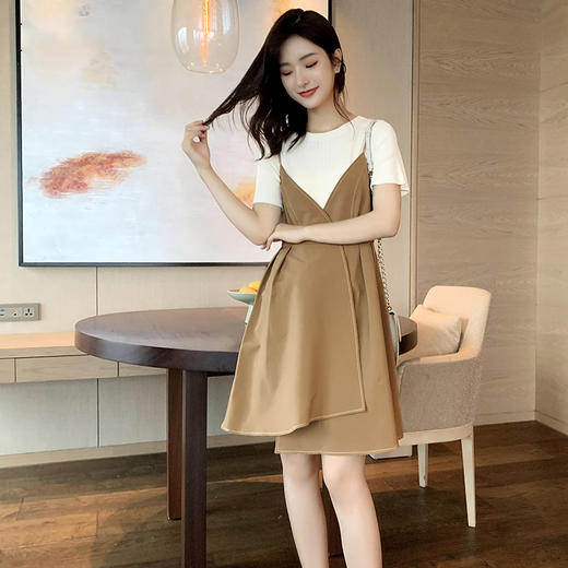 欧芮儿夏季卡其色连衣裙 商品图1