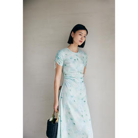 HeyDress绿色晕染印花连衣裙女夏季收腰抽褶设计感新中式气质裙子