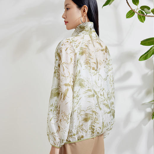 玳莎天丝立领宽松外套女士2024年夏季新款休闲轻薄透气印花防晒衣   EB37301 商品图3