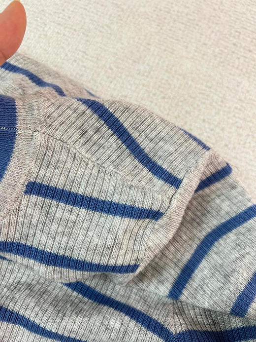 Prada灰蓝撞色羊毛针织衫 商品图11