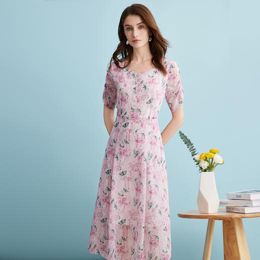 EITIE爱特爱气质鸡心领高腰显瘦通勤印花时尚a字连衣裙夏季新款B2407318 商品图3