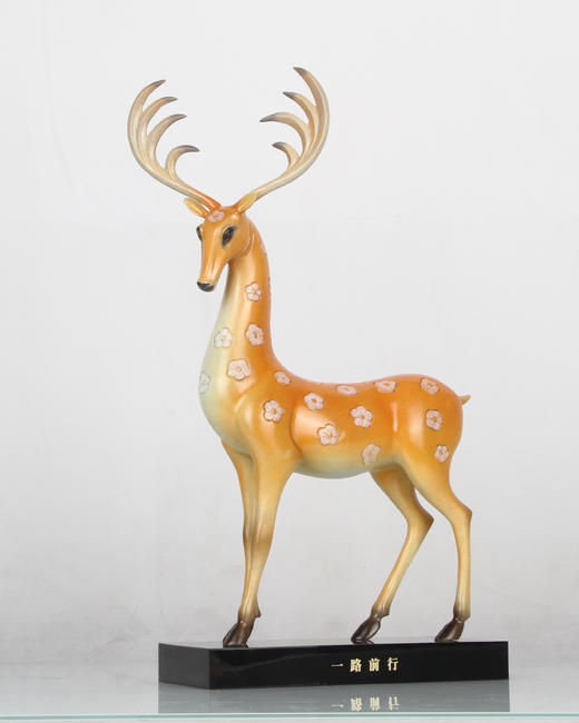 宇达2024新品 青铜创意艺术礼品《一路前行》家居装饰摆件 商品图1