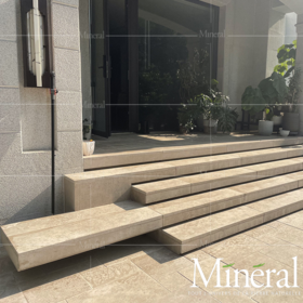 珍贝米黄台阶立面板（120*15*2cm）