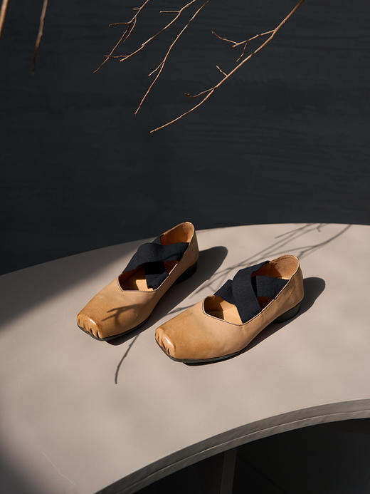 faytobe25早春水洗做旧马皮手工芭蕾舞鞋方头皮鞋猪鼻子绑带浅口单鞋 商品图7