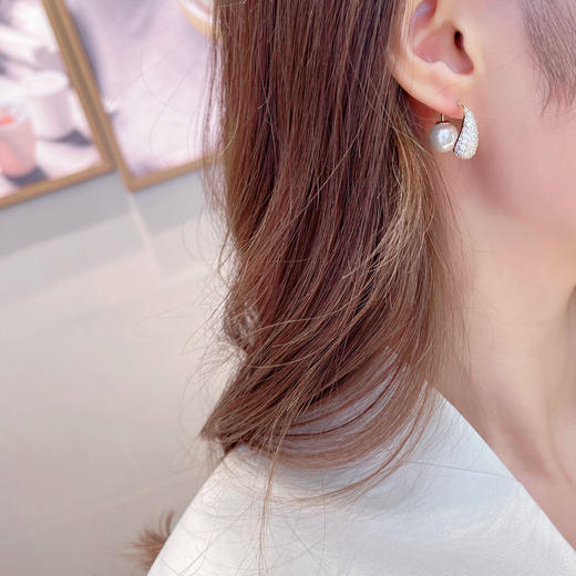 时尚气质珍珠后挂式简约水滴形耳环LY 商品图1