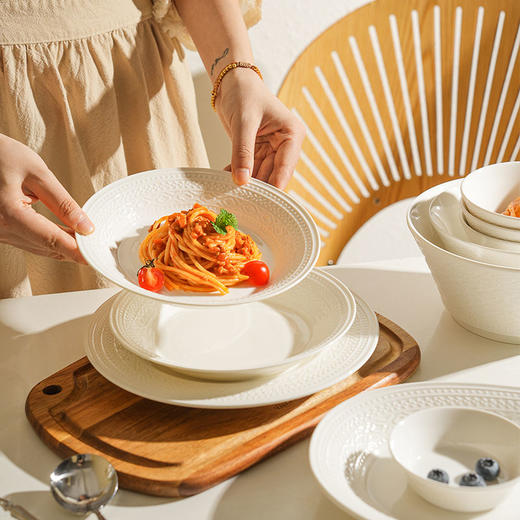 舍里欧式家用浮雕碗盘餐具套装陶瓷吃饭碗汤碗碟子菜盘汤盘鱼盘 商品图7