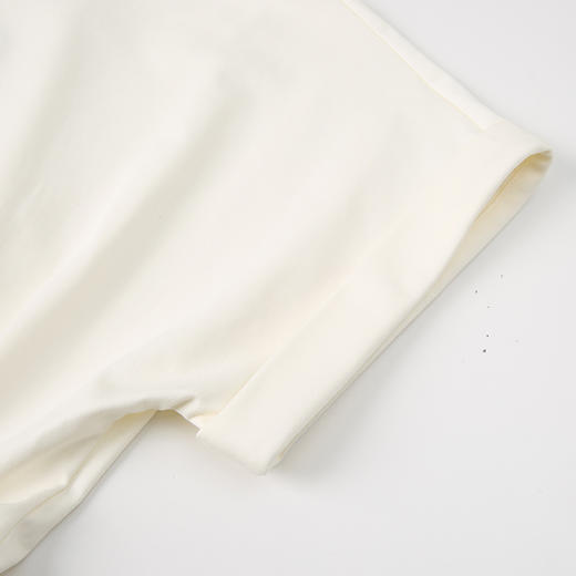 VIMAGE纬漫纪夏季新款时尚设计感环扣收腰连肩袖一字领T恤上衣V2113712 商品图3