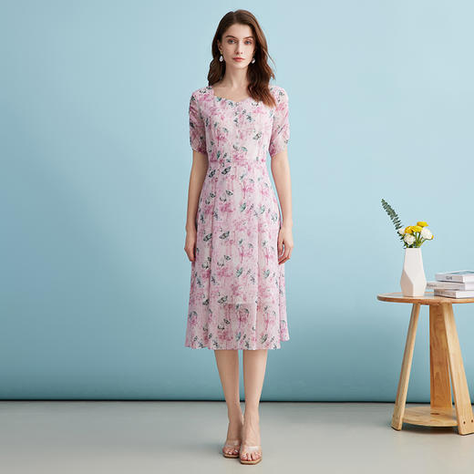 EITIE爱特爱气质鸡心领高腰显瘦通勤印花时尚a字连衣裙夏季新款B2407318 商品图1