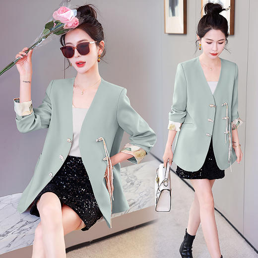 时尚复古，盘扣流苏V领拼接袖口外套HR-DMGY526 商品图5