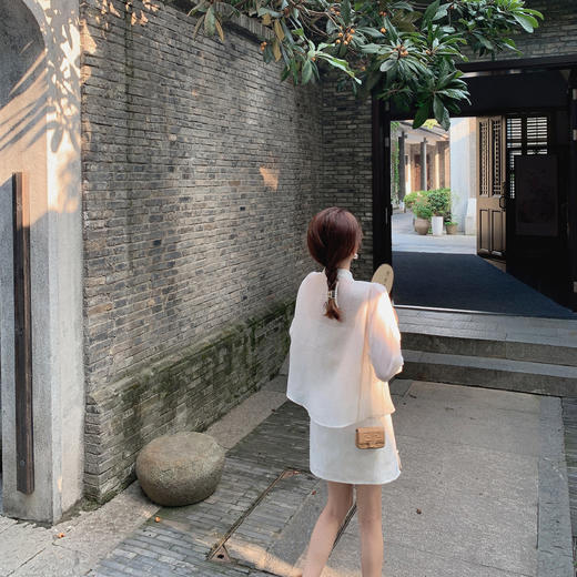 金蘑菇菇【南国小红豆】新中式国风上衣半裙清纯甜美套装原创设计 商品图4