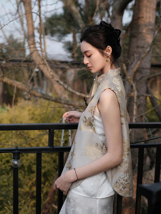 盛唐牡丹 |玉兰花真丝双面穿马甲 商品图10