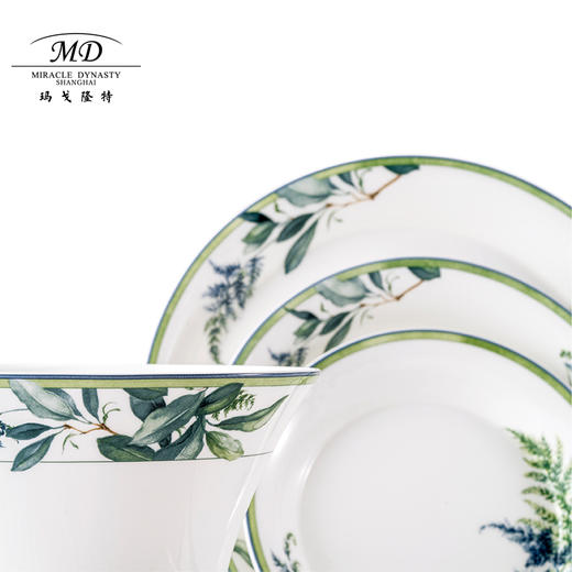 【玛戈隆特】水木年华家用骨瓷餐具套装6人食碗盘碟组合礼盒装32头 商品图4