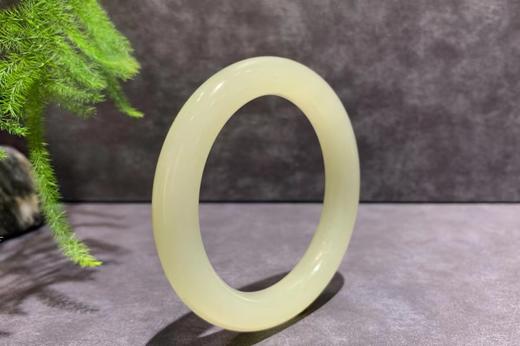 【御珠宫坊】青白玉手镯57mm 商品图3