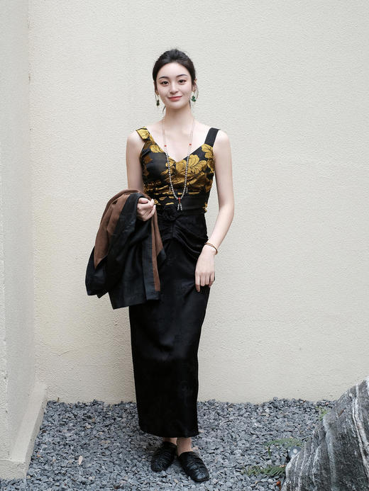 盛唐牡丹 |黑色梅兰竹菊褶皱半裙 商品图6