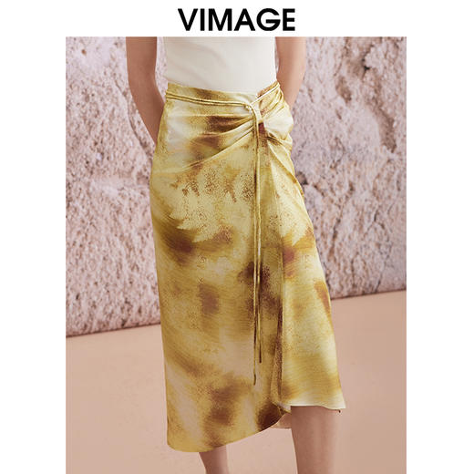 VIMAGE纬漫纪夏季新款中式国风系带提褶晕染印花过膝半身裙V2106718 商品图1